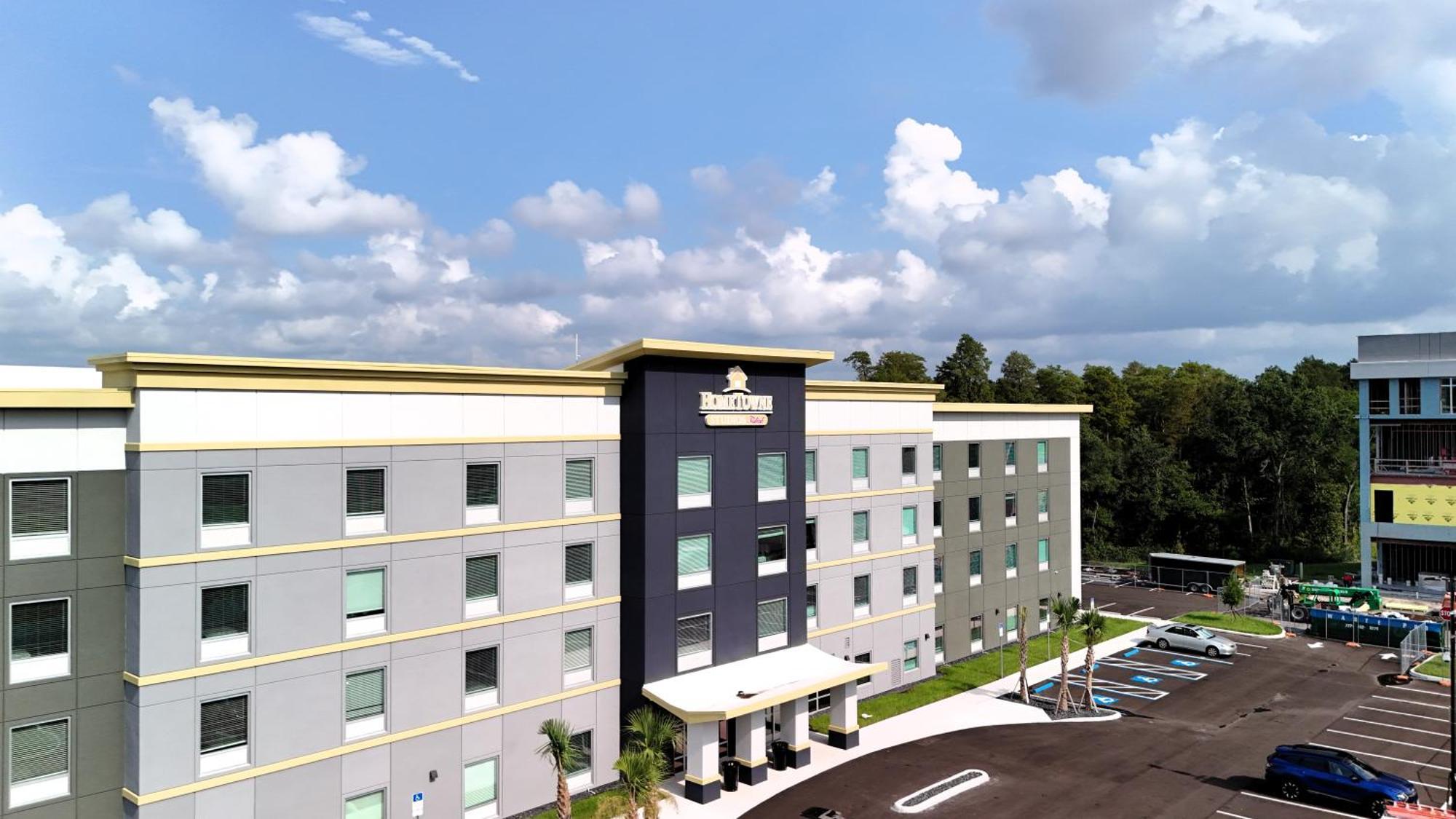 Hometowne Studios By Red Roof Tampa - Airport West Chase Εξωτερικό φωτογραφία